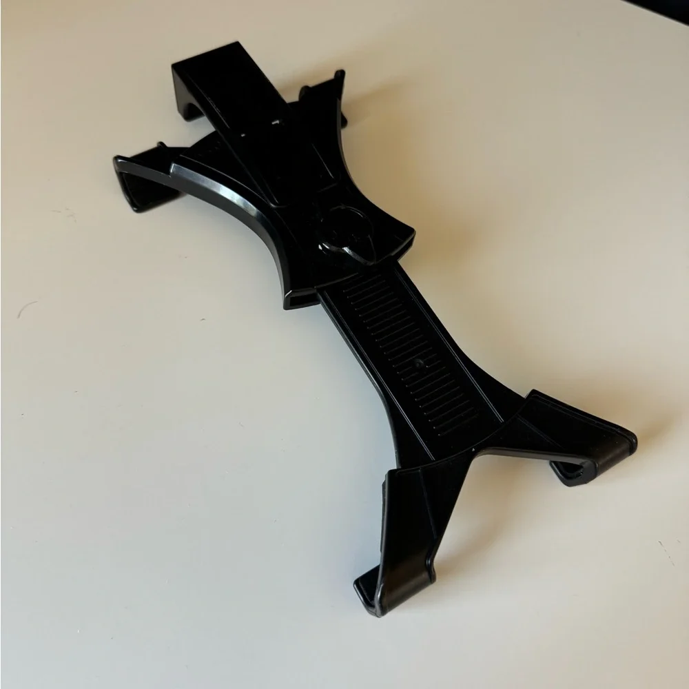 Tripod attachment for iPad or tablet